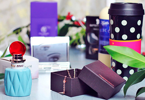 Un cadeau original pour une fille les 14 février et 8 mars