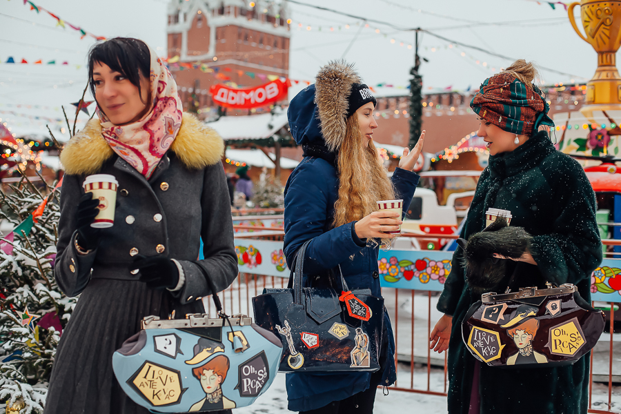 Sac cadeau pour le 8 mars