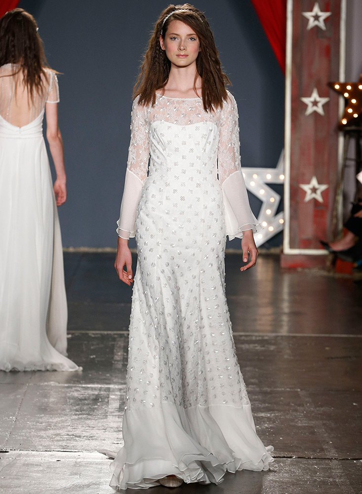 Robe de mariée à manches longues