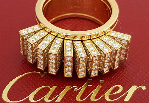 Les bijoux en or jaune reviennent à la mode