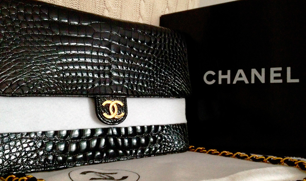 Sac en cuir noir brillant