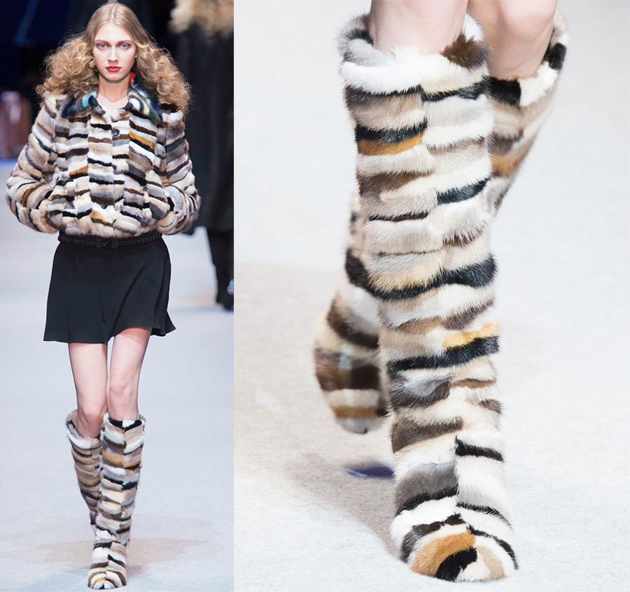 Belles bottes avec fourrure à l'extérieur