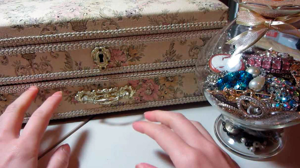 Est-il possible de porter les bijoux du défunt