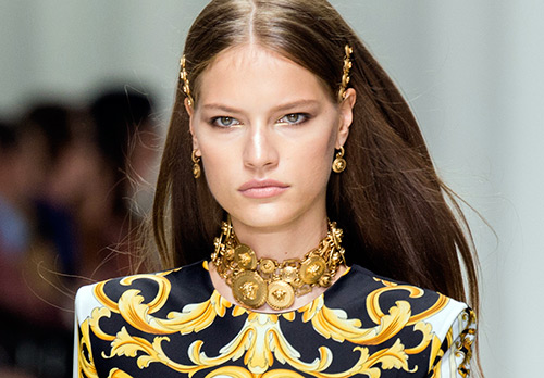 Coiffures simples et à la mode pour cheveux longs 2026