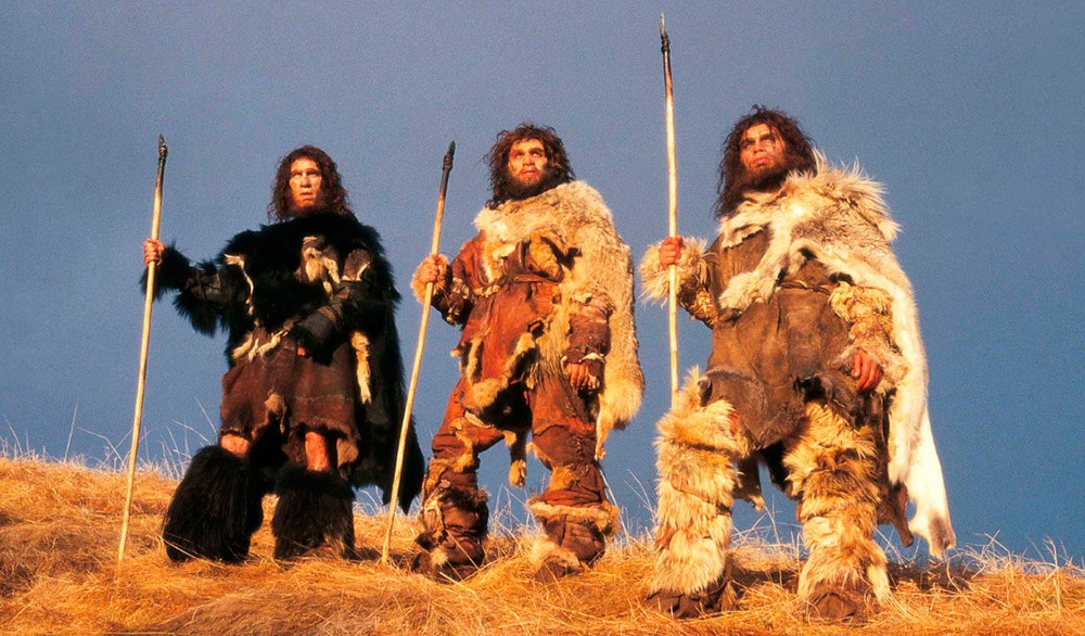 Vêtements et apparence des peuples primitifs