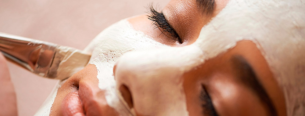 Masque facial à l'alginate