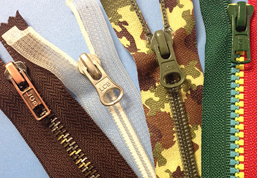 Quand les premières fermetures éclair sont apparues sur les vêtements