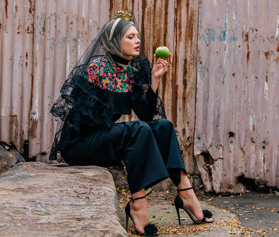 Des vêtements exquis pour les filles modestes