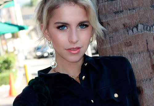 Les looks stylés de la blogueuse mode Caroline Daur