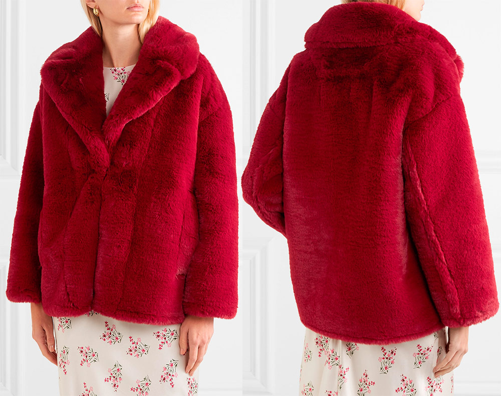 Manteau de fourrure femme rouge