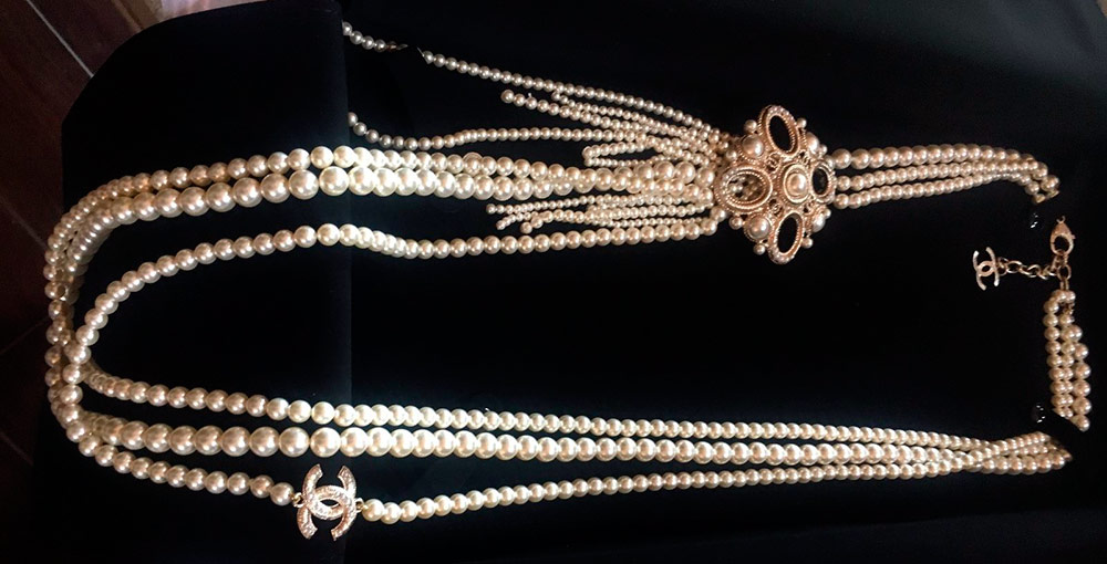 Ce que vous devez savoir sur le tour de cou et les colliers, en quoi ils diffèrent