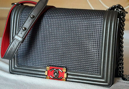 Pourquoi acheter des sacs Chanel et Fendi maintenant