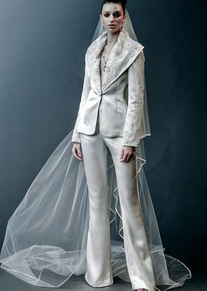 Costume de mariage pour femme