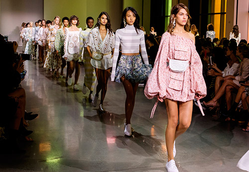 Comment la marque de mode Zimmermann a connu le succès