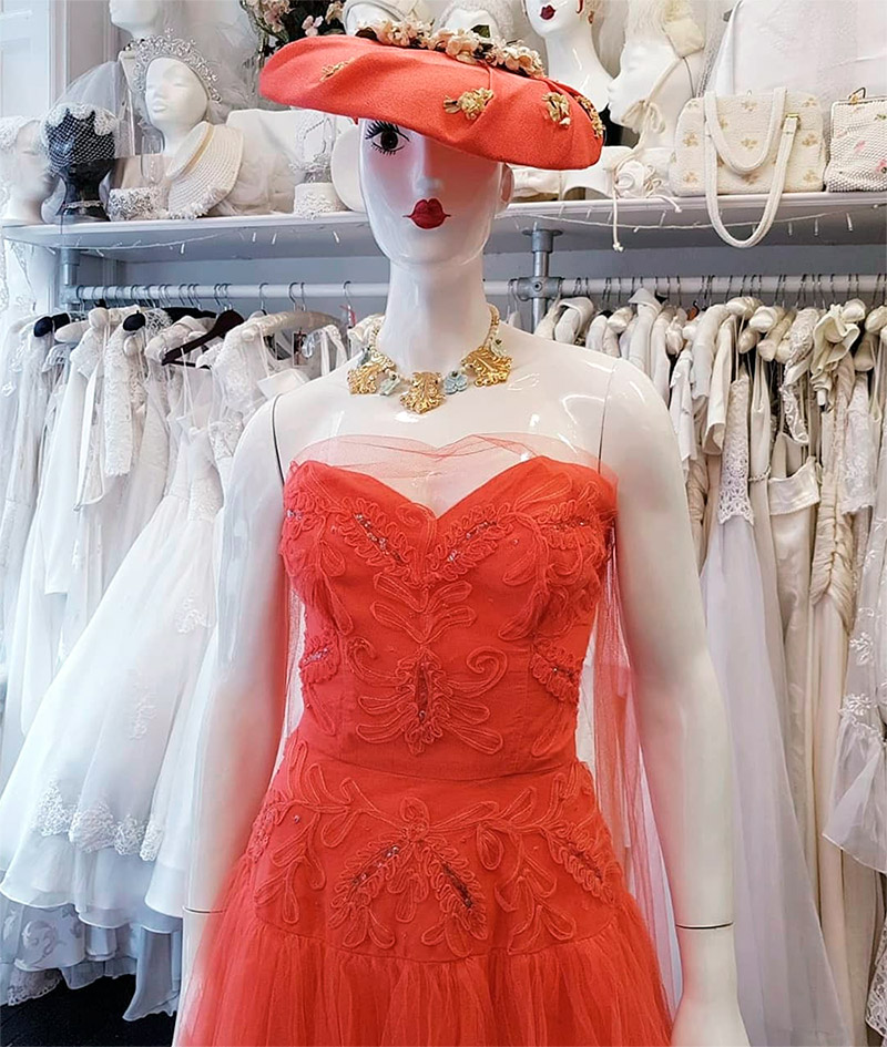 Belle robe de mariée corail