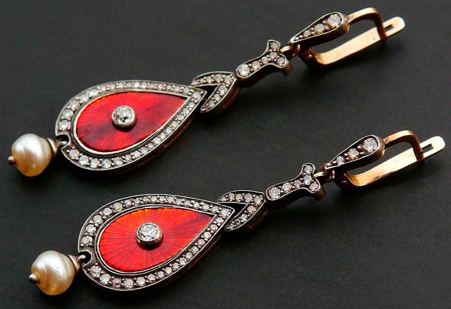 Boucles d'oreilles soviétiques en or