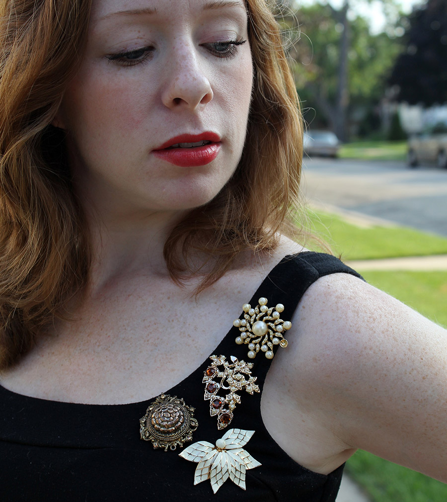 Comme c'est beau de porter une broche