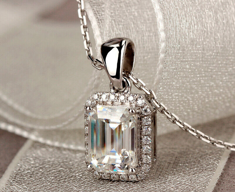 Moissanite - quelle est cette pierre