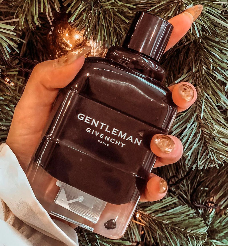 Arôme comme cadeau pour la nouvelle année