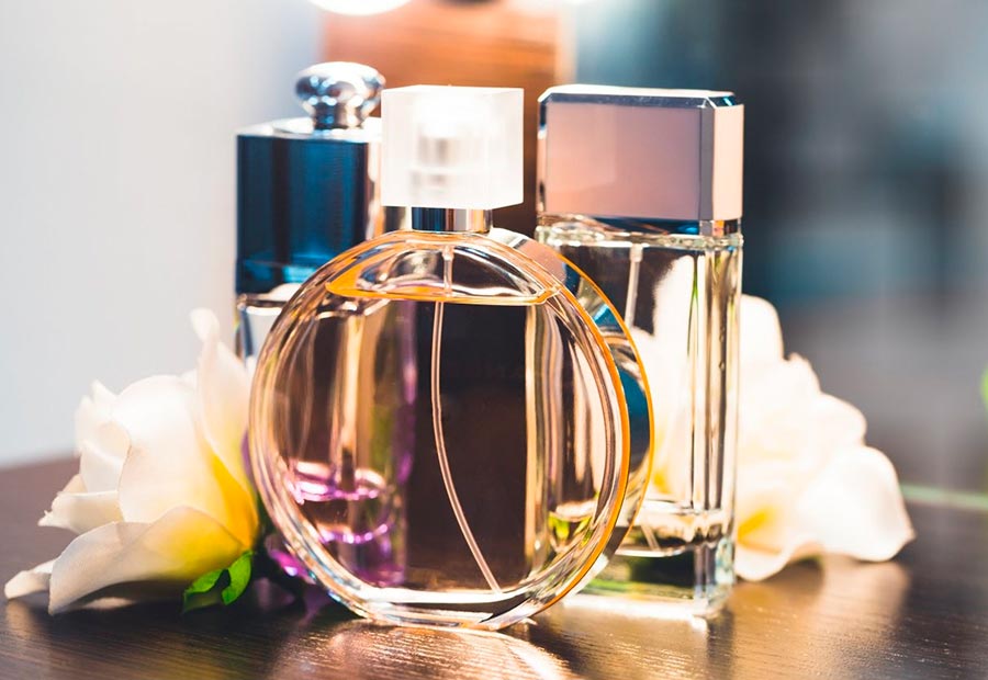 Comment utiliser correctement le parfum pour qu'il dure plus longtemps ?