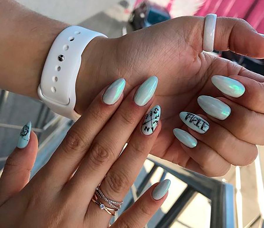 Manucure blanche à la mode