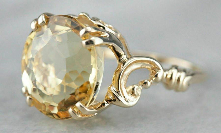 Bague avec héliodore