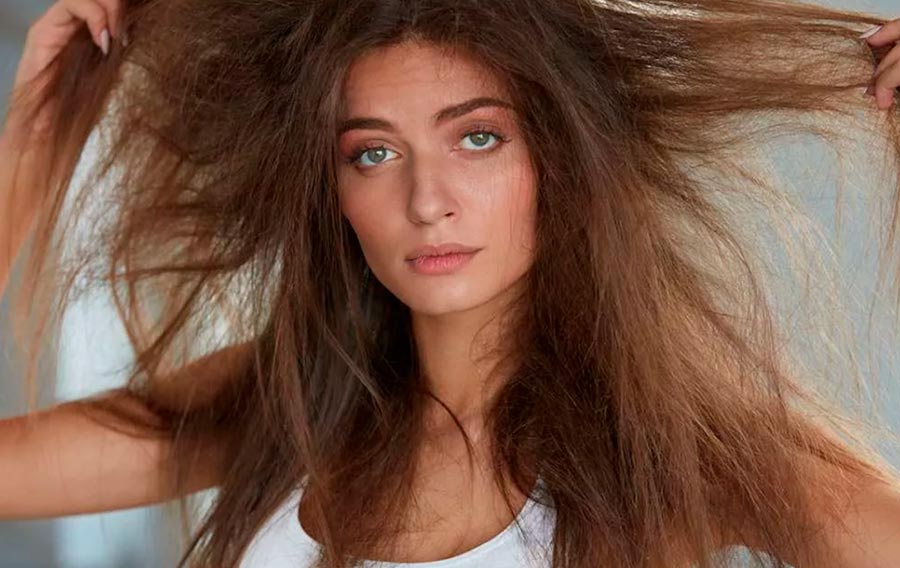 Cheveux vieillissants chez la femme : des moyens de prolonger la jeunesse
