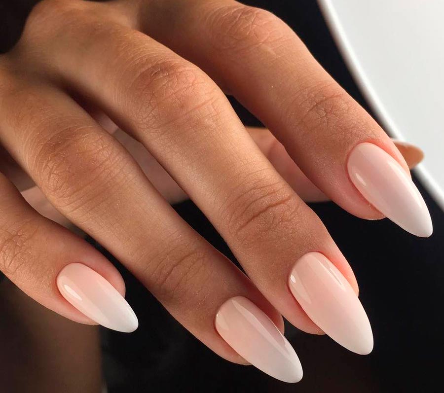 Manucure après 40 ans