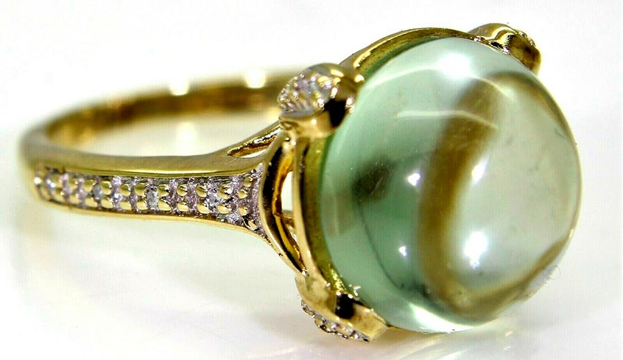 Cabochon de prasiolite