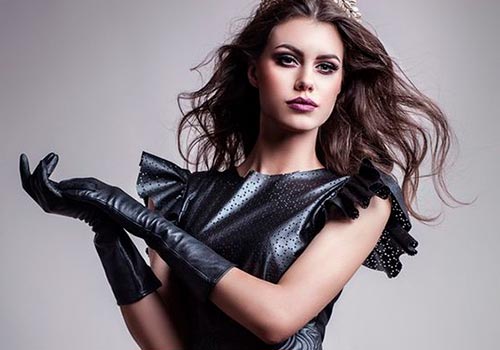 Gants longs : tendance mode 2025-2026