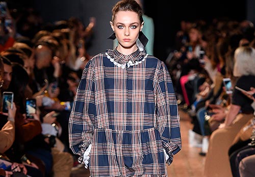 Robes élégantes pour le bureau 2025-2026