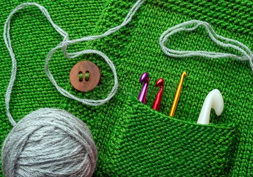 La mode pour le fait main : les tenues en tricot actuelles de la saison