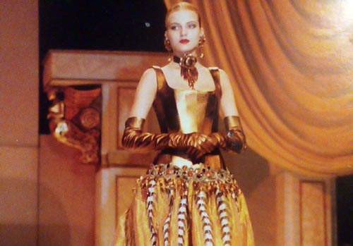 Irina Bondarenko : la success story d'un top model