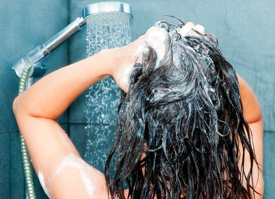 Lave mes cheveux correctement