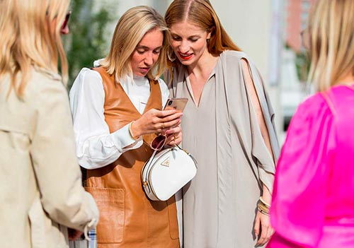 Achats en ligne aux États-Unis avec livraison en Russie : avantages et inconvénients