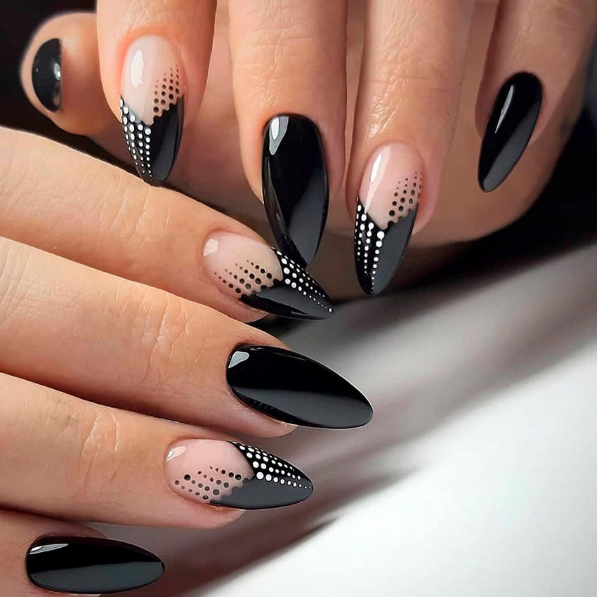 Manucure pour le nouvel an 2026