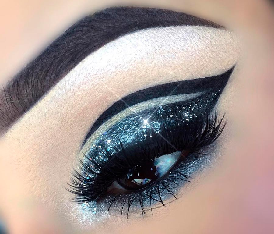 Maquillage des yeux flèches